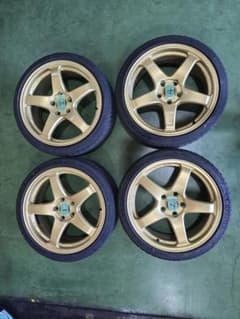 エンケイPF05 18x7.5Jインセット45 PCD114.3 5穴 - メルカリ