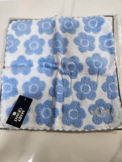 ド*ド様 MARY QUANT 花柄タオルハンカチ 水色のサムネイル