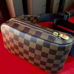 正規品  新型  ルイ ヴィトン  ジェロニモス 美品のサムネイル