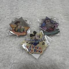 Disney Classic ピンバッジ 3種セット - メルカリ