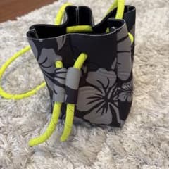 最終値！新品！Las Olitas THE POUCH ショルダーバッグ - メルカリ