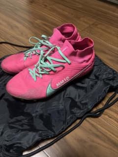 NIKE by you カスタムスパイク　マーキュリアルヴェイパー15 AG NIKE by you カスタムスパイク マーキュリアルヴェイパー15 AG - メルカリ