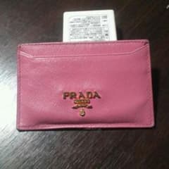 ★PRADA★ ★完全正規品★ ★定期入れ★ プラダ 定期ケースのサムネイル