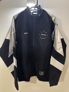 F.C.Real Bristol ナイロンジャケット Sサイズのサムネイル