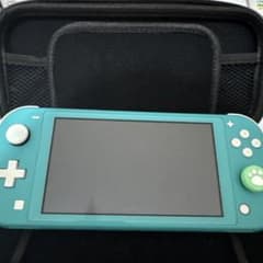 Nintendo Switch Lite ターコイズ 本体とケース付きのサムネイル