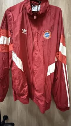 値下げ⭕️adidas バイエルン・ミュンヘン　ナイロントラックジャケット 15-16 adidas バイエルンミュンヘン サッカー ナイロンジャケット