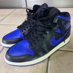 Nike AIR JORDAN 1 MID ROYALのサムネイル