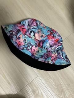 INVAZION CLUB インベーションクラブ バケットハット アニメデザインのサムネイル
