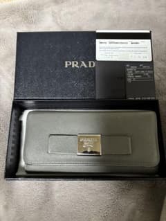 最終値下げ PRADA 財布 サフィアーノ リボンのサムネイル