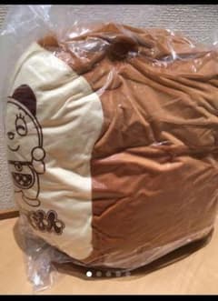 ドラミちゃん　暗記パン　クッションのサムネイル