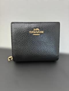 【期間限定‼早い者勝ち‼】美品‼COACH ブラックレザー 二つ折り財布のサムネイル