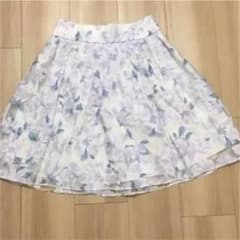 6月まで!ビーラディエンス♡オーガンジー花柄スカートのサムネイル