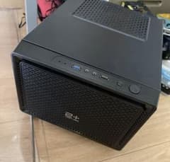 Mini itx Case + Coller Master Hyper 212xのサムネイル