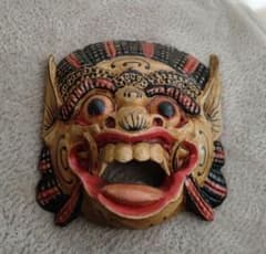 お値下げ中☆木彫りマスク(お面) バロン バリ島 インドネシア - メルカリ