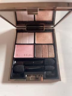 ルナソル スリーディメンショナルアイズ 02 Soft Beigeのサムネイル