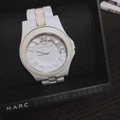 MARC BY MARCJACOBS 時計のサムネイル