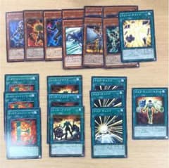 遊戯王 ヒーローデッキのサムネイル