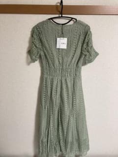 レースワンピースのサムネイル
