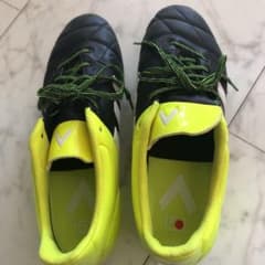 アディダス サッカースパイク25センチのサムネイル