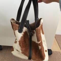 ハラコのバッグのサムネイル