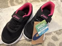 asics⭐︎キッズスニーカー　18.5cm 新品未使用のサムネイル