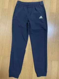 adidas ロングパンツ 黒のサムネイル