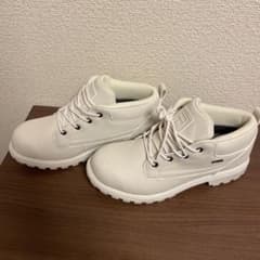 FILA ワークブーツ ホワイトのサムネイル