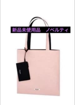 未使用PRADAビューティノベルティトートバッグ ピンクトートバッグ