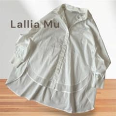 Lallia Mu ラリアムー バックプリーツ シアーへムシャツ オーバーサイズのサムネイル