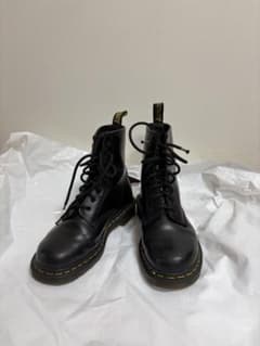 Dr. Martens 8ホール ブーツ ブラックのサムネイル