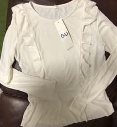 新品♡フリル♡カットソーのサムネイル