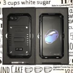 対衝撃 アルミケース iPhone SE3 SE2 水 耐衝撃
