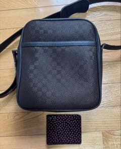 超美品 定価5.5万 現行品 ME-5ショルダーバッグ 印傳屋 鹿革 財布 