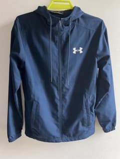 UNDER ARMOUR ウィンドブレーカーのサムネイル