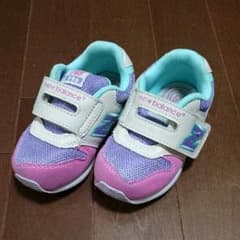 ☆ニューバランスのスニーカー☆のサムネイル