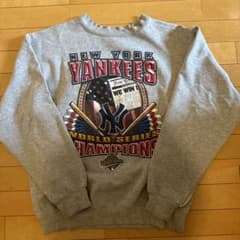 New York Yankees ワールドシリーズチャンピオン トレーナー New York Yankees ワールドシリーズチャンピオン トレーナー - メルカリ
