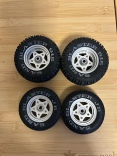 タミヤ　バギーチャンプタイヤ4本セットホイル付き