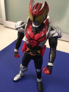 仮面ライダーキバ　ソフビフィギュアのサムネイル