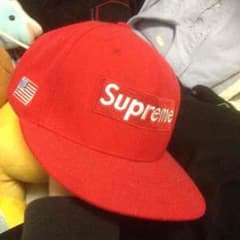 キャップ supremeのサムネイル