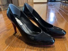 DIANA ダイアナ エナメル パンプス ブラック 24.5cmのサムネイル
