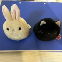 うさぎと黒猫のマスコットセットのサムネイル