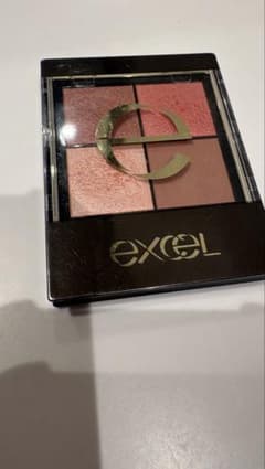 サナ エクセル アイシャドウパレット cx02 ワッフルのサムネイル