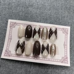 ネイルチップ／秋ネイル／チェックネイル／ブラウンネイルのサムネイル