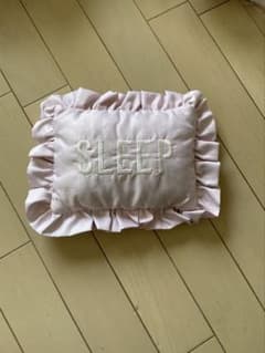 値下げジェラートピケ フリル付き薄ピンクポーチ「SLEEP」のサムネイル