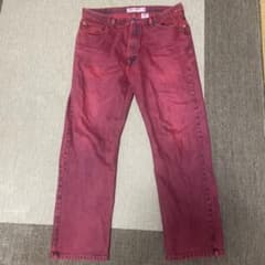 Levi's レギュラーフィット 赤ジーンズのサムネイル