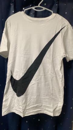 【値下げしました】NIKE ビッグシルエットTシャツのサムネイル