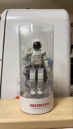 ホンダASIMOアクションフィギュアIII フィギュア 透明ケース付(天蓋欠