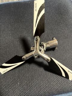 TRX-550X~600RCヘリコプター用スリーローターヘッド シルバー - メルカリ