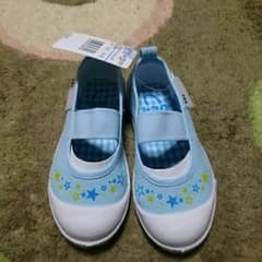 新品・未使用　上履きのサムネイル