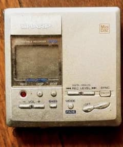 【ジャンク品】SHARP ポータブルMDレコーダー MDプレイヤー 本体ののサムネイル